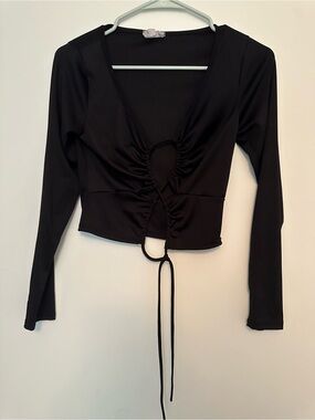 Medium Bundle - 2 Long Sleeve & 2 Tanks